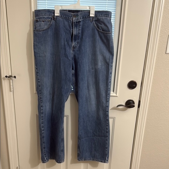 Men’s Tommy Hilfiger Loose Fit Jeans Size 38x32 - Picture 1 of 8